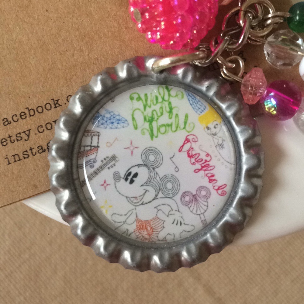 Multicolor Keychain Accessory - Picture 2 of 5